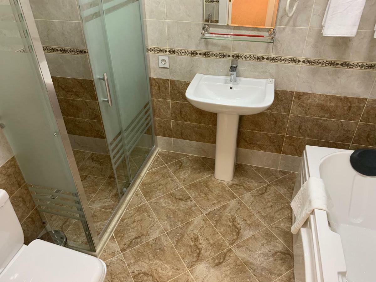 Sahil Park Hotel On Nizami Street Баку Екстериор снимка