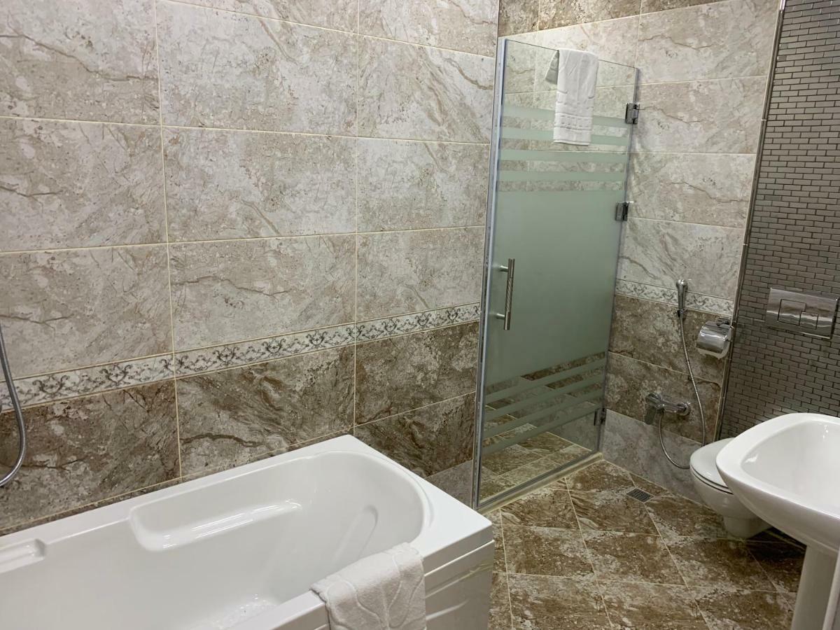 Sahil Park Hotel On Nizami Street Баку Екстериор снимка