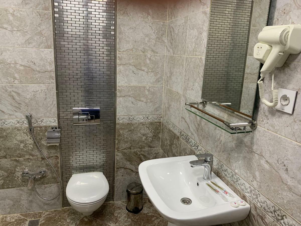 Sahil Park Hotel On Nizami Street Баку Екстериор снимка